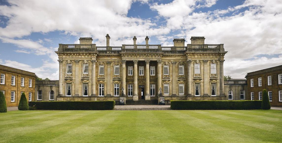 E&V Confirm A Residential Drinks Reception & Awards Ceremony at Heythrop Park Resort!